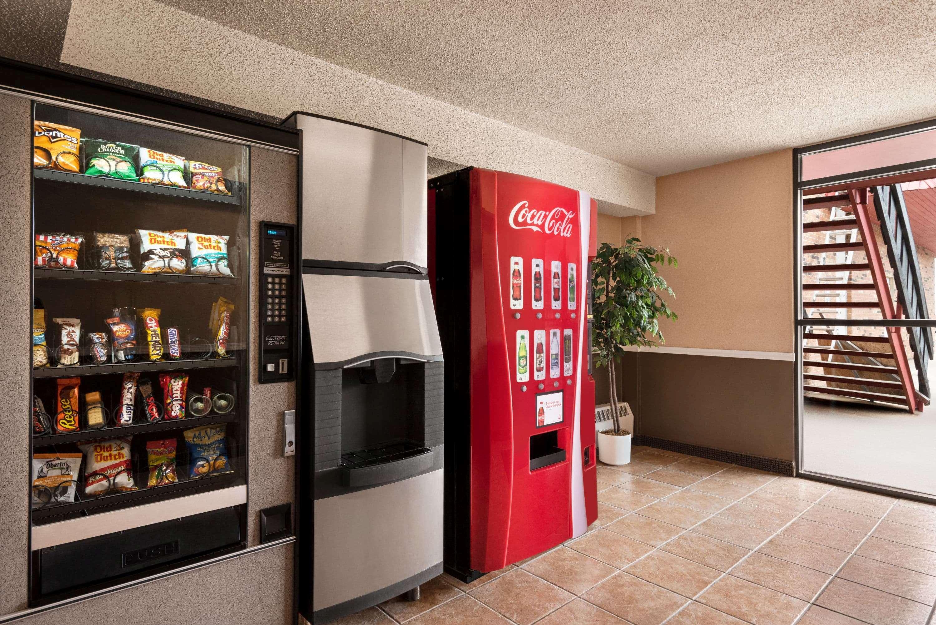 Travelodge By Wyndham Swift Current Exterior foto