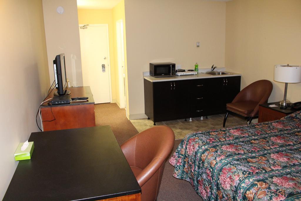Travelodge By Wyndham Swift Current Exterior foto
