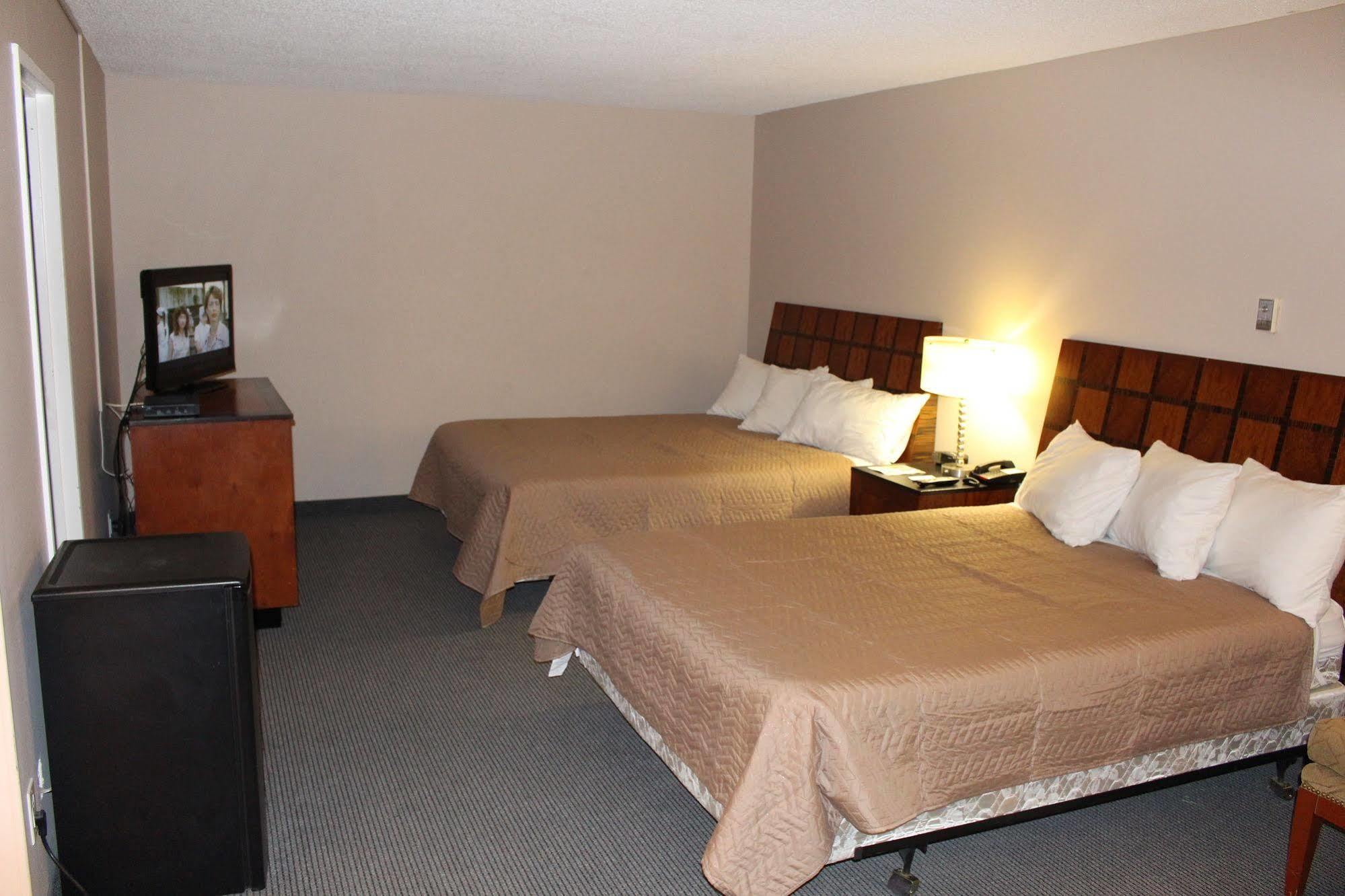 Travelodge By Wyndham Swift Current Exterior foto